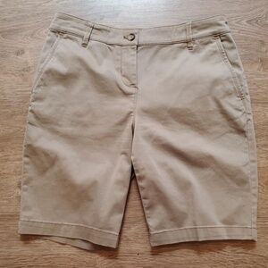 TOMMY BAHAMA shorts